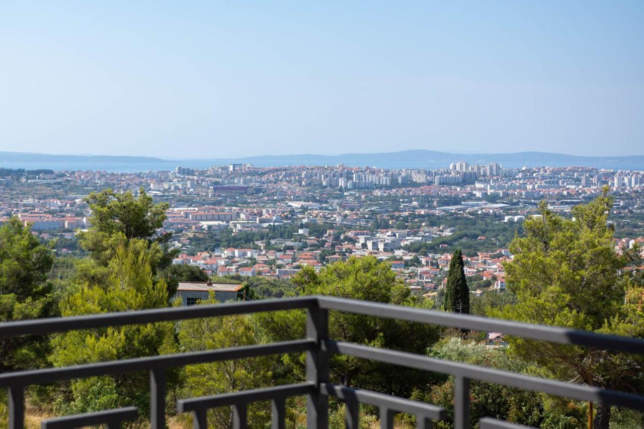 Villa Dorso With Heated Pool Klis Exterior photo