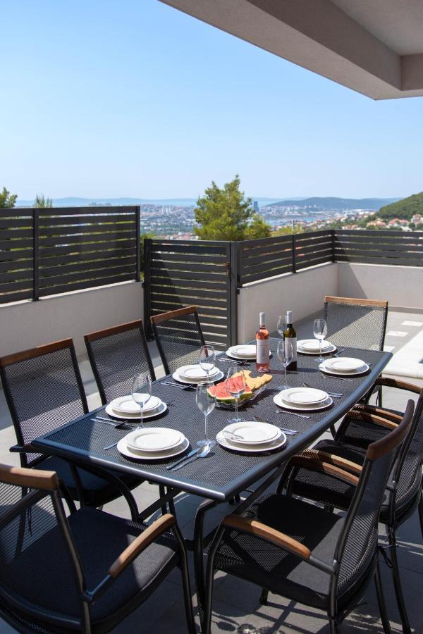 Villa Dorso With Heated Pool Klis Exterior photo