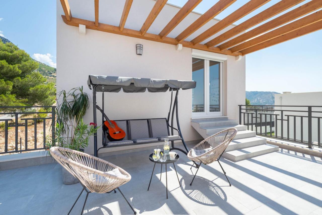 Villa Dorso With Heated Pool Klis Exterior photo
