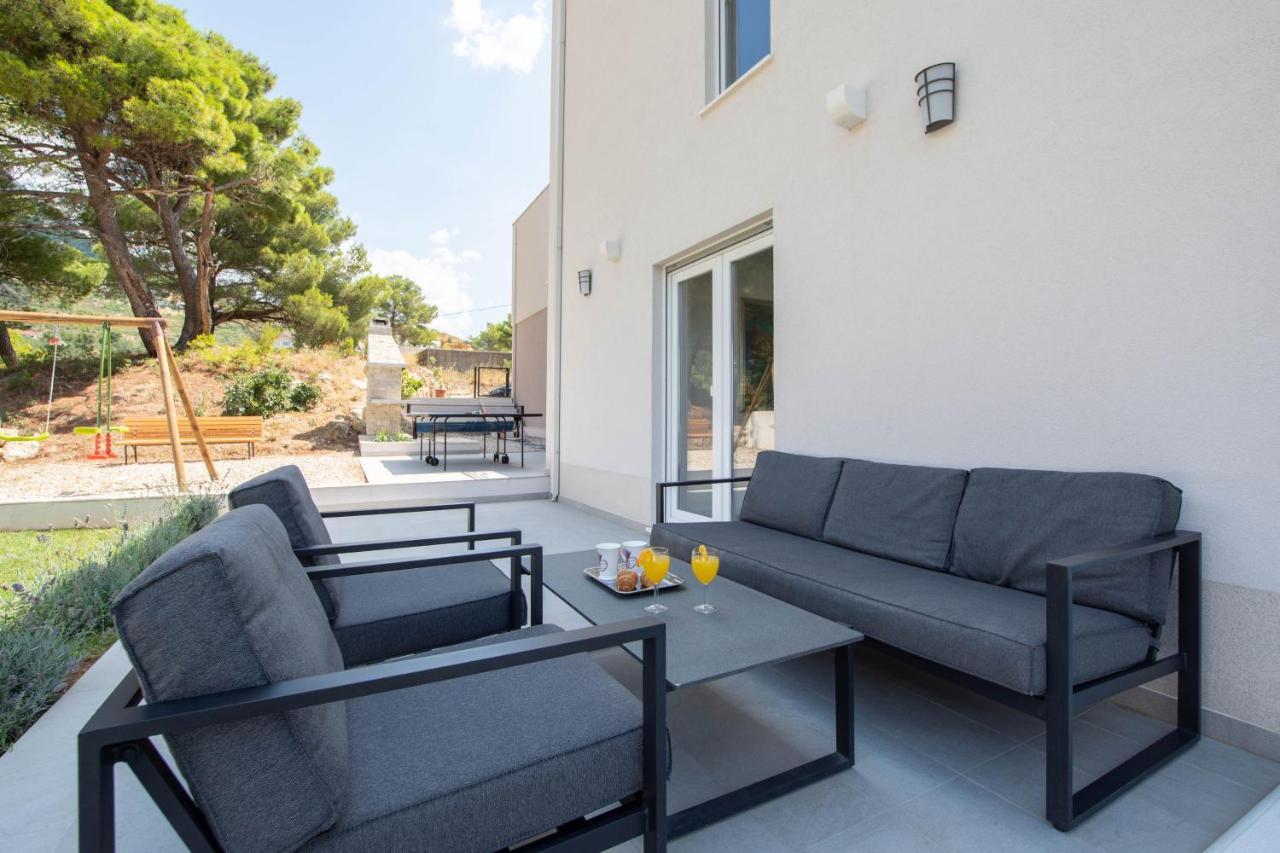 Villa Dorso With Heated Pool Klis Exterior photo