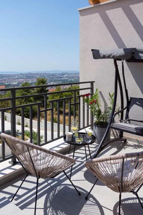 Villa Dorso With Heated Pool Klis Exterior photo